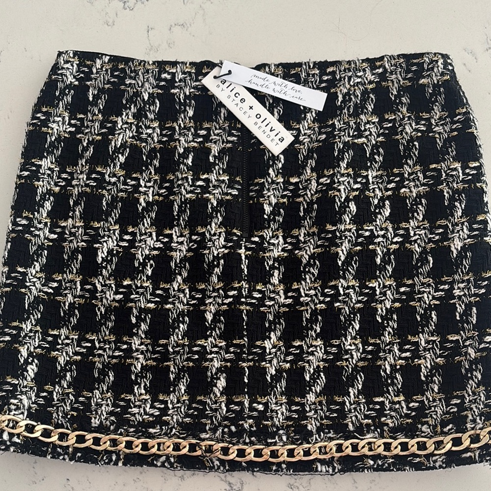 Alice + Olivia Black and White Gold Embellished Mini Skirt NWT 8 - Picture 4 of 4
